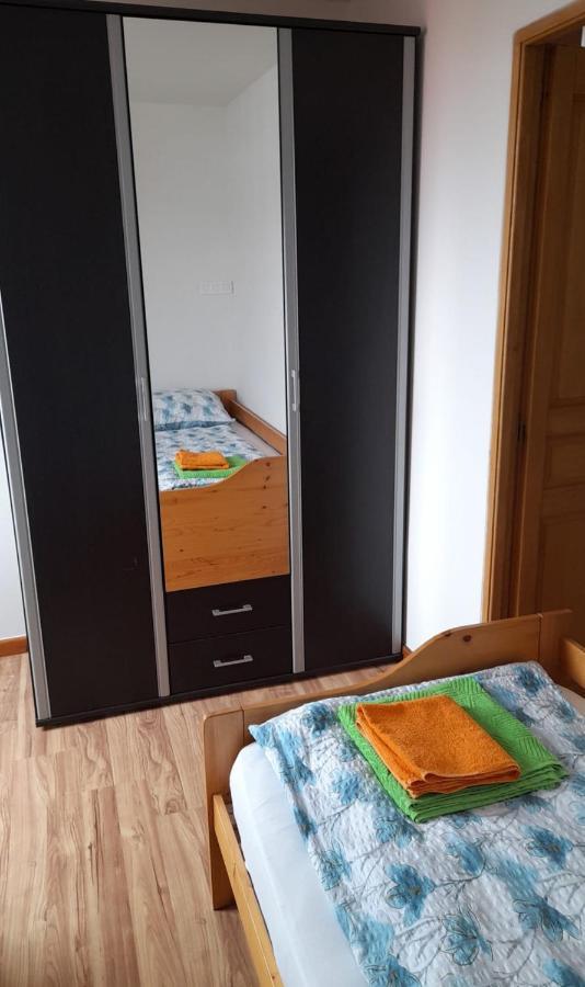 Riegrova Apartment เชสเกบูดิเยโจวิตเซ ภายนอก รูปภาพ